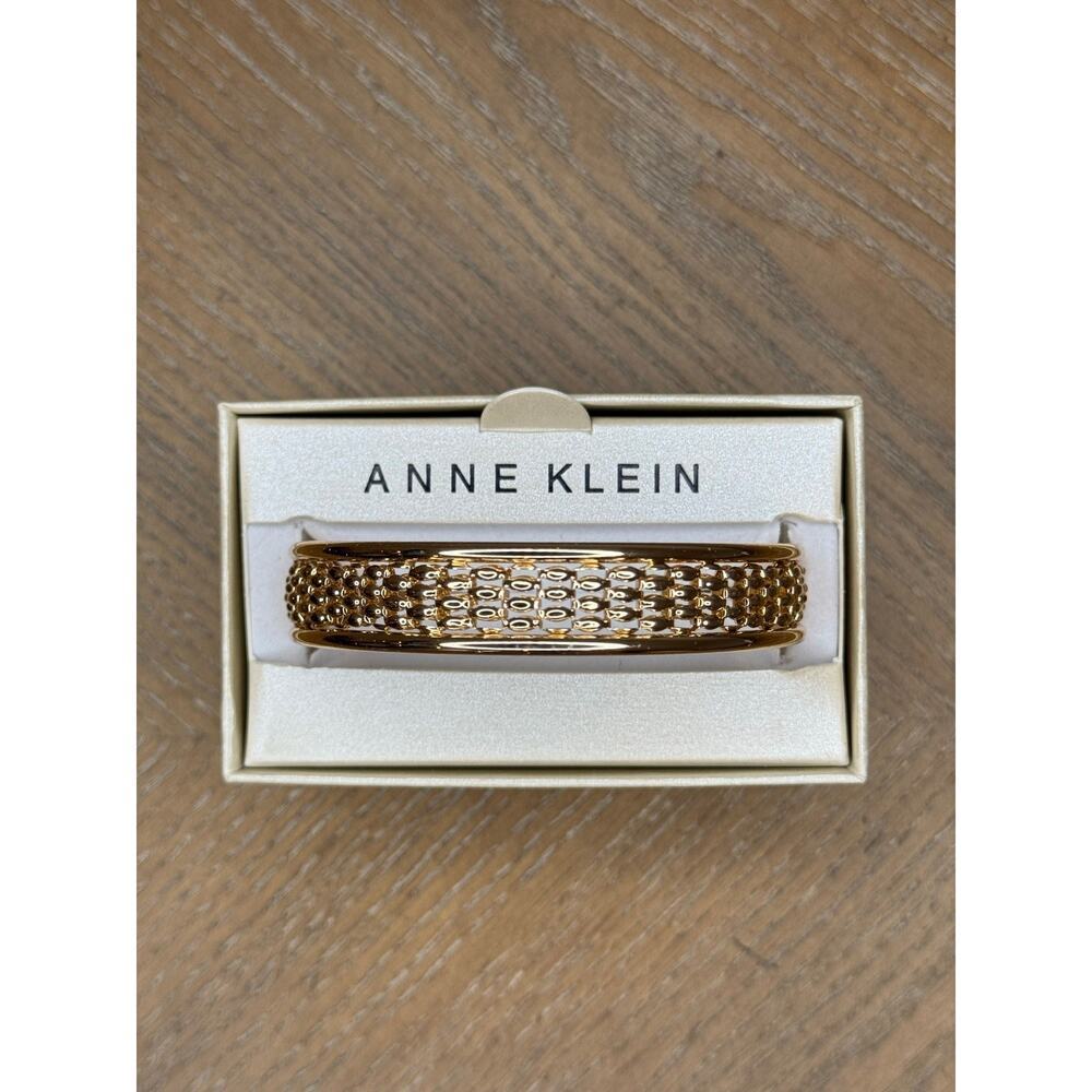 Anne Klein Gold Tone Textured Bangle Bracelet New in Box - Picture 3 of 4